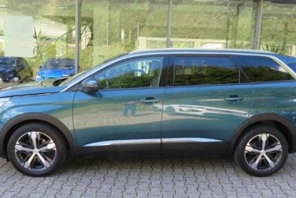 Peugeot 5008 99.500 km 14.700 &euro; Offenburg 77654