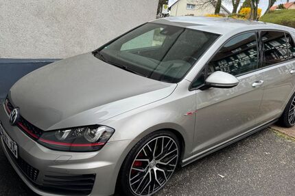 VW Golf 176.000 km 14.950 &euro; Offenburg 77654