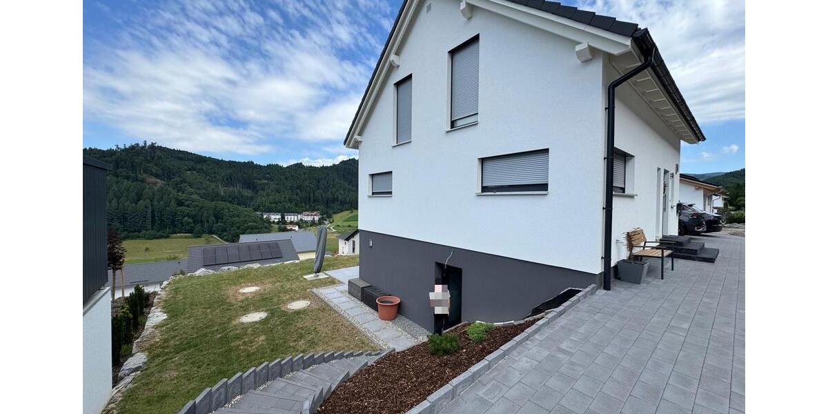 Einfamilienhaus Nordrach - 5 Zimmer, 170 m&sup2;, 2.200&euro; | Angebot:26025761