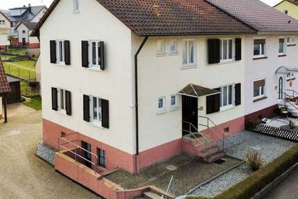 Haus Friesenheim - 6 Zimmer, 108 m&sup2;, 320.000&euro; | Angebot:25808437