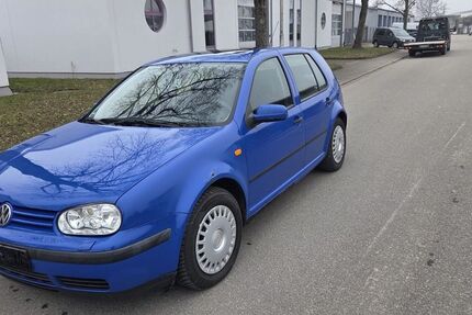 VW Golf 296.000 km 1.799 &euro; Kippenheim 77971