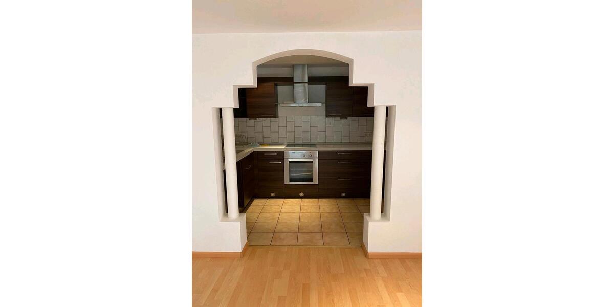 Etagenwohnung Lahr (Schwarzwald) - 2 Zimmer, 87 m&sup2;, 275.000&euro; | Angebot:23220493