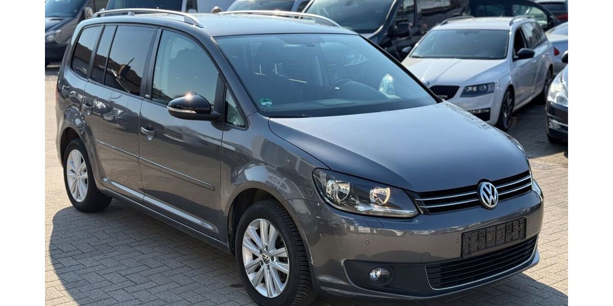VW Touran 211.000 km 3.999 &euro; Lahr 77933