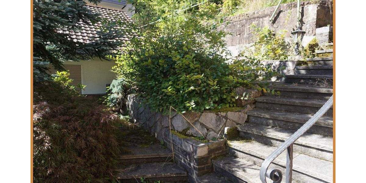 Einfamilienhaus Oberharmersbach - 6 Zimmer, 160 m&sup2;, 330.000&euro; | Angebot:25774651