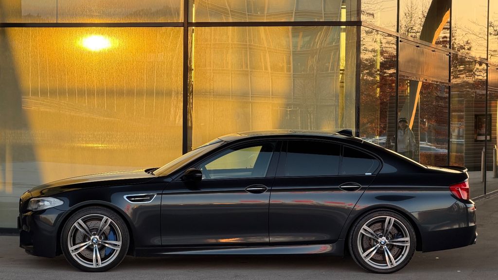 BMW M5 44.000 km 49.900 &euro; Offenburg- Zunsweier 77656