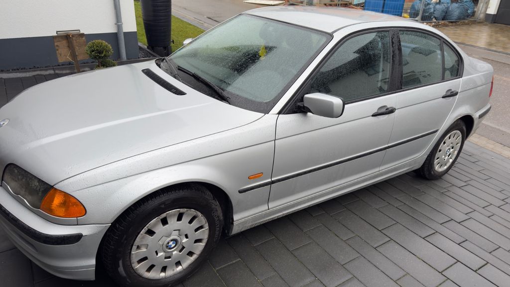 BMW 316 155.000 km 3.750 &euro; Sasbach 77880