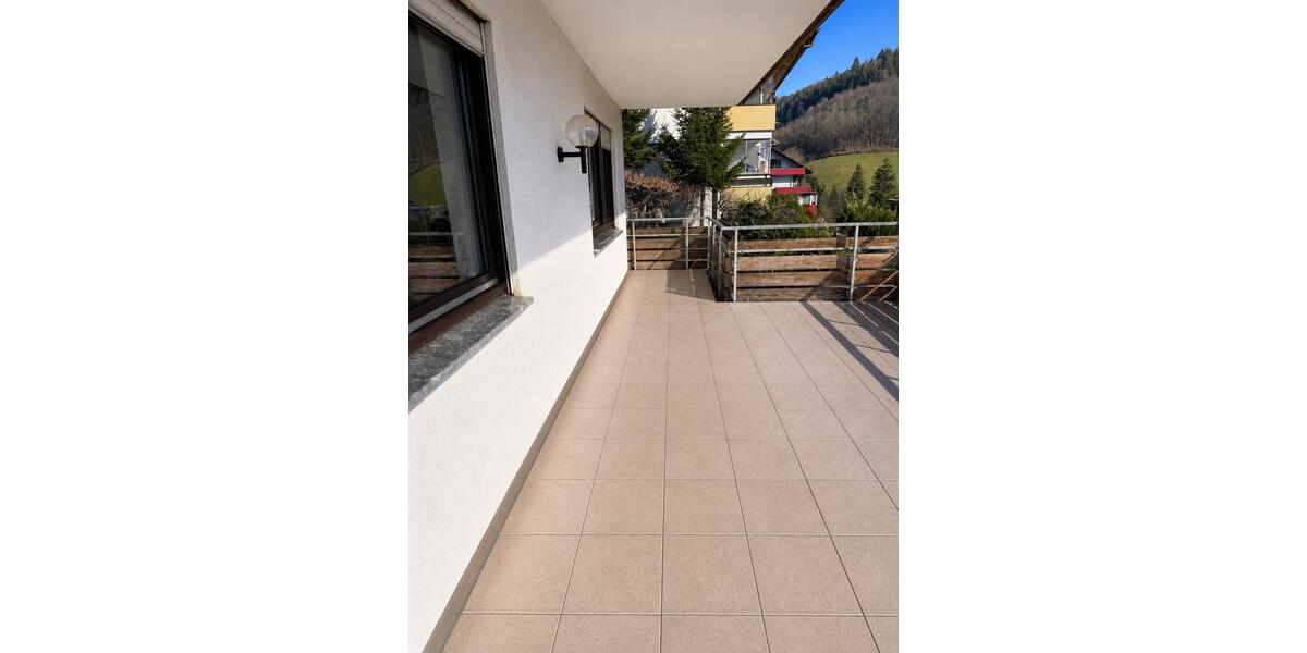 Erdgeschoßwohnung Bad Peterstal-Griesbach Griesbach - 3 Zimmer, 101 m&sup2;, 1.100&euro; | Angebot:26660377