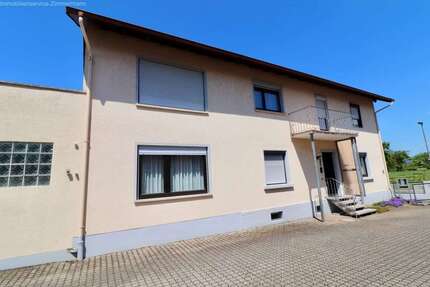 Haus Rheinau - 8 Zimmer, 174 m&sup2;, 369.000&euro; | Angebot:24699284