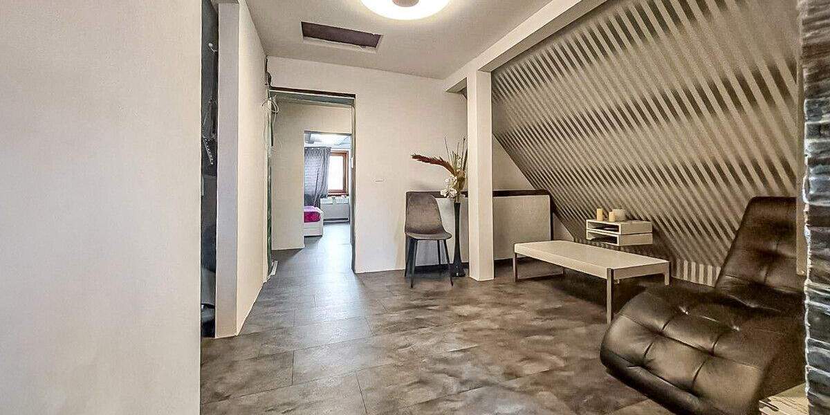 Einfamilienhaus Friesenheim - 6 Zimmer, 148 m&sup2;, 199.000&euro; | Angebot:25694421