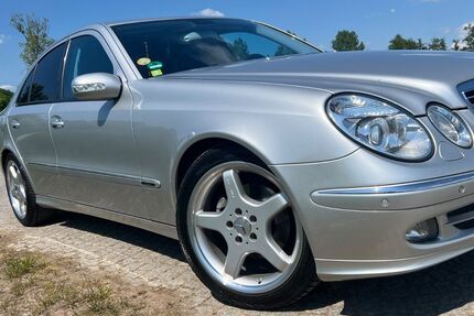 Mercedes-Benz E 220 67.000 km 17.000 &euro; Offenburg 77656