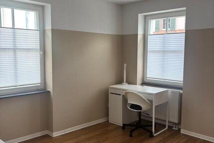 Wohnung Lahr (Schwarzwald) - 1 Zimmer, 24 m&sup2;, 650&euro; | Angebot:25365008