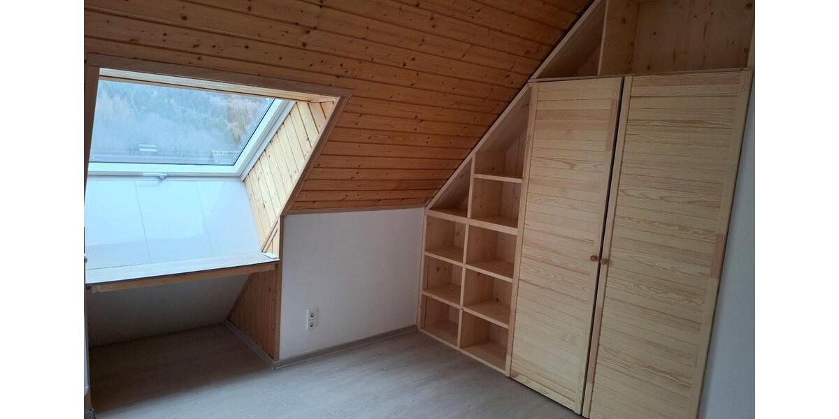 Dachgeschoßwohnung Sasbachwalden - 3 Zimmer, 740 m&sup2;, 750&euro; | Angebot:25125664