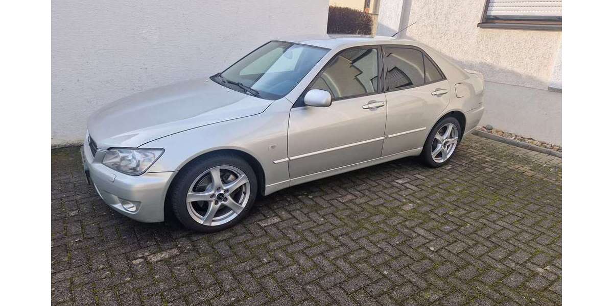 Lexus IS 200 176.750 km 11.500 &euro; Appenweier 77767