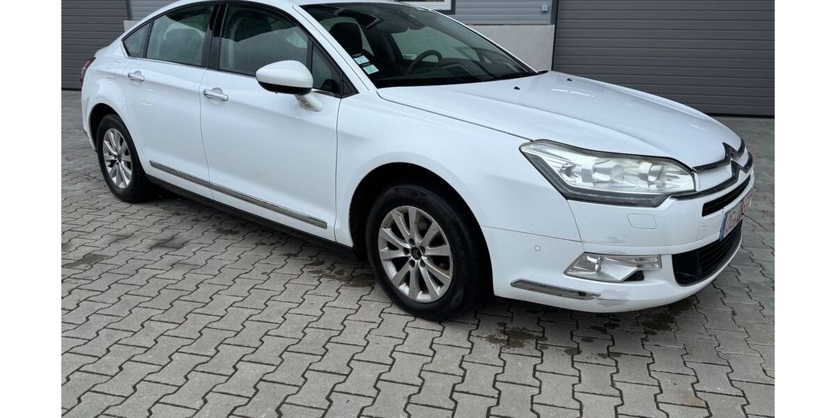 Citroen C5 350.000 km 2.450 &euro; Offenburg 77654