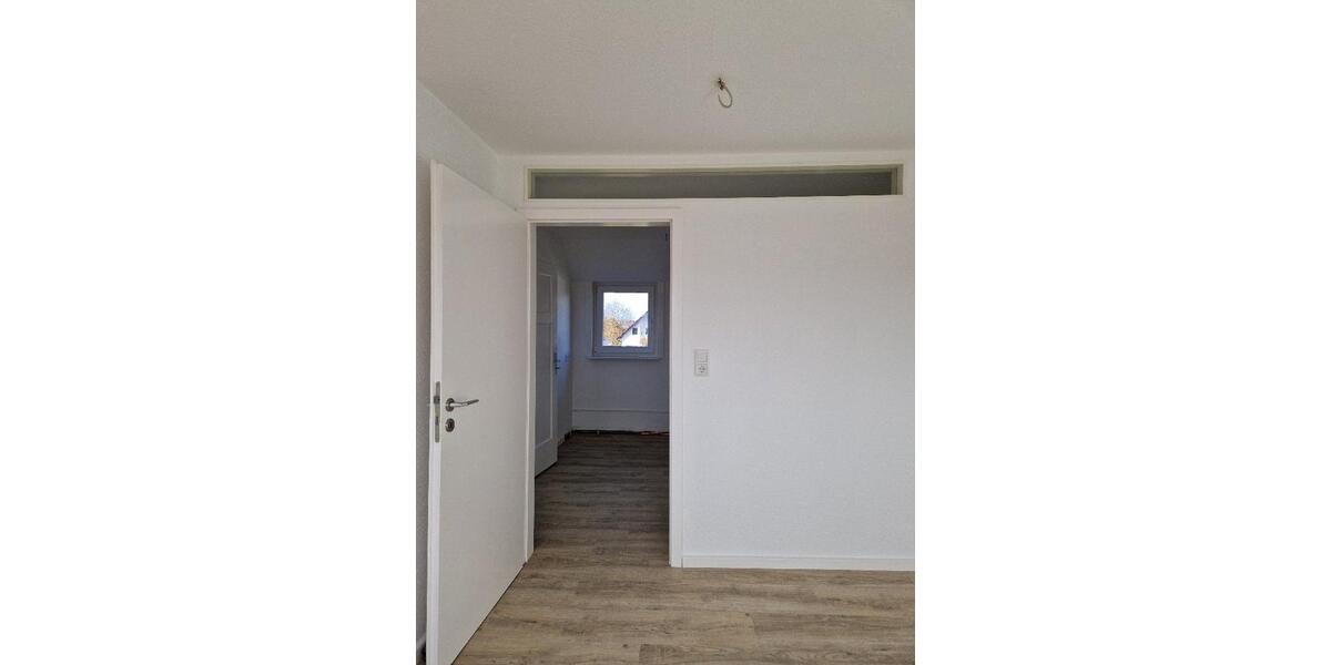 Dachgeschoßwohnung Achern - 3 Zimmer, 46 m&sup2;, 320&euro; | Angebot:25990836