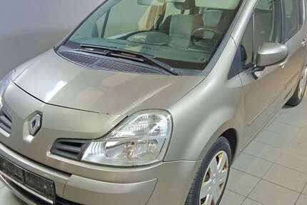 Renault Modus 144.000 km 1.700 &euro; Lahr/Schwarzwald 77933