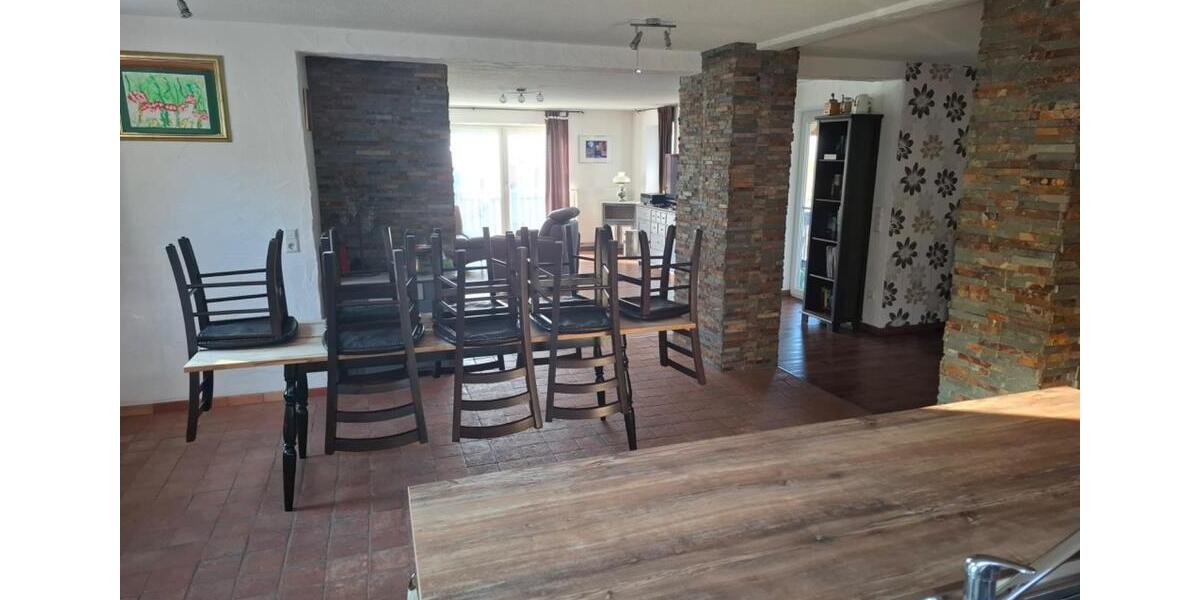 Einfamilienhaus Bühl - 7 Zimmer, 200 m&sup2;, 645.000&euro; | Angebot:26709209