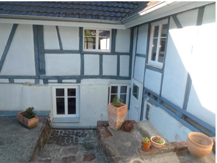 Einfamilienhaus Ettenheim - 8 Zimmer, 240 m&sup2;, 555.000&euro; | Angebot:26737928