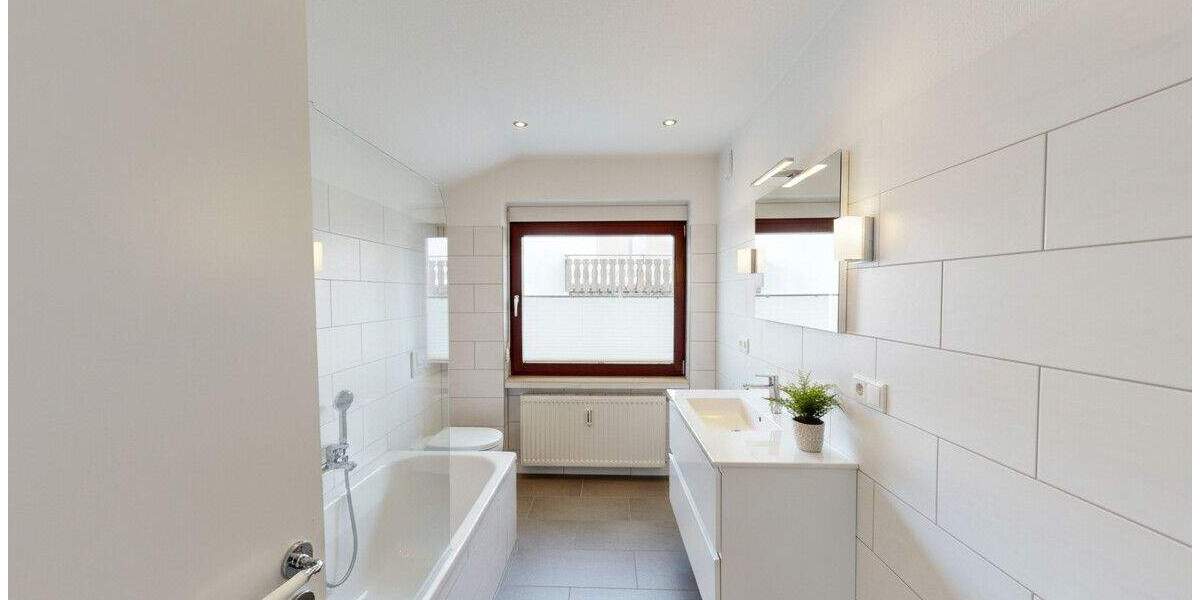 Etagenwohnung Seebach - 2 Zimmer, 69 m&sup2;, 139.000&euro; | Angebot:25660479