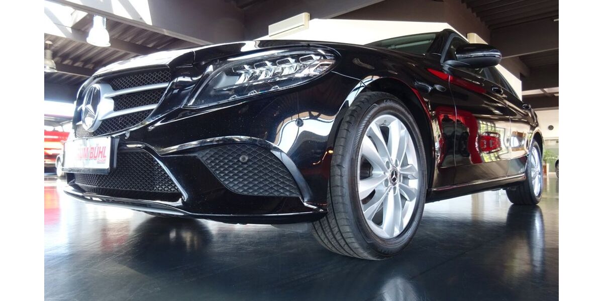 Mercedes-Benz C 220 117.606 km 22.490 &euro; Bühl 77815