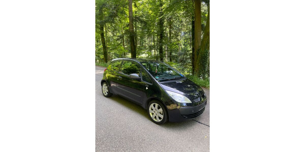 Mitsubishi Colt 124.000 km 2.100 &euro; Haslach im Kinzigtal Almanya 77716