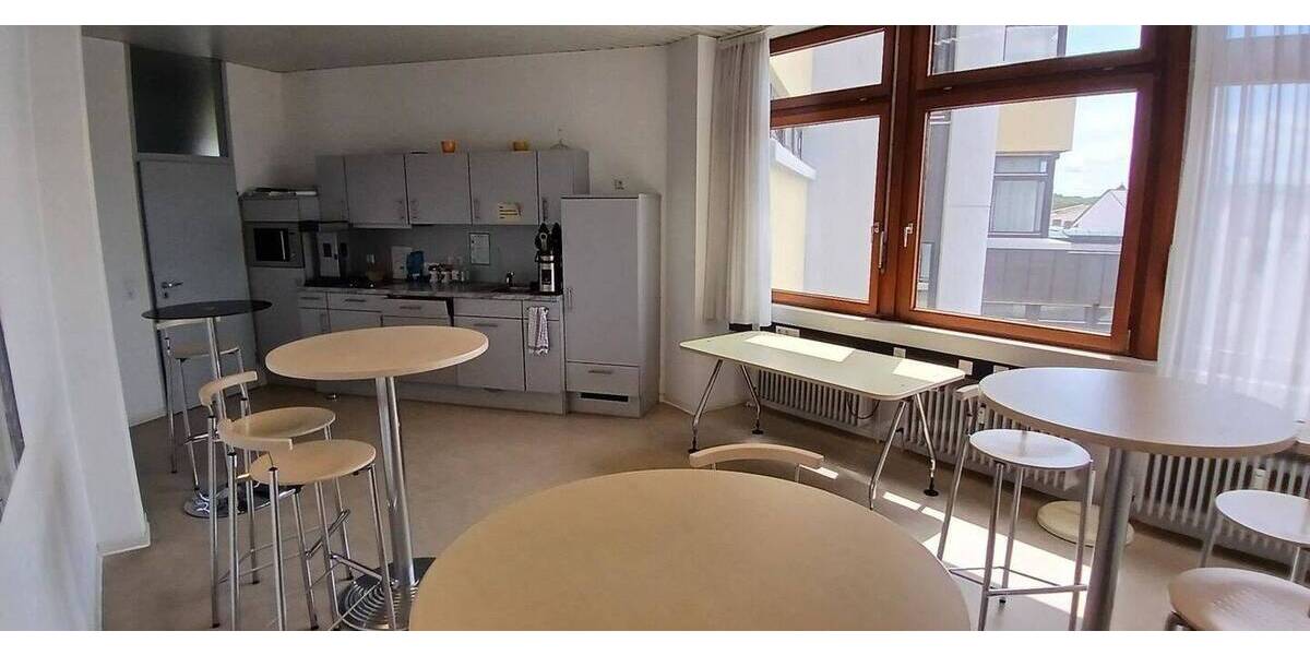 Gewerbeobjekt Offenburg Stadtmitte - 1 Zimmer, 675 m&sup2;, 6.750&euro; | Angebot:25731614