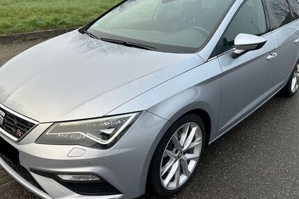 Seat Leon 104.000 km 16.500 &euro; Lahr 77933
