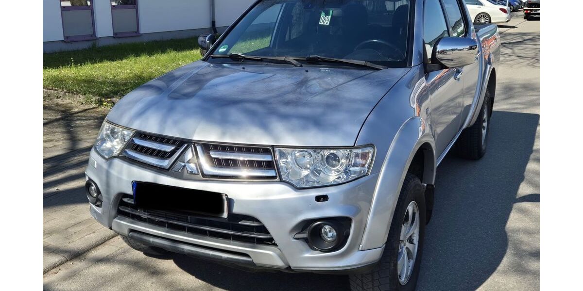 Mitsubishi L200 137.000 km 10.999 &euro; Kippenheim 77971