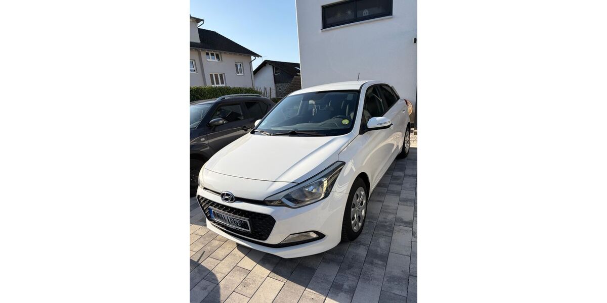 Hyundai i20 134.000 km 6.500 &euro; Oberkirch 77704
