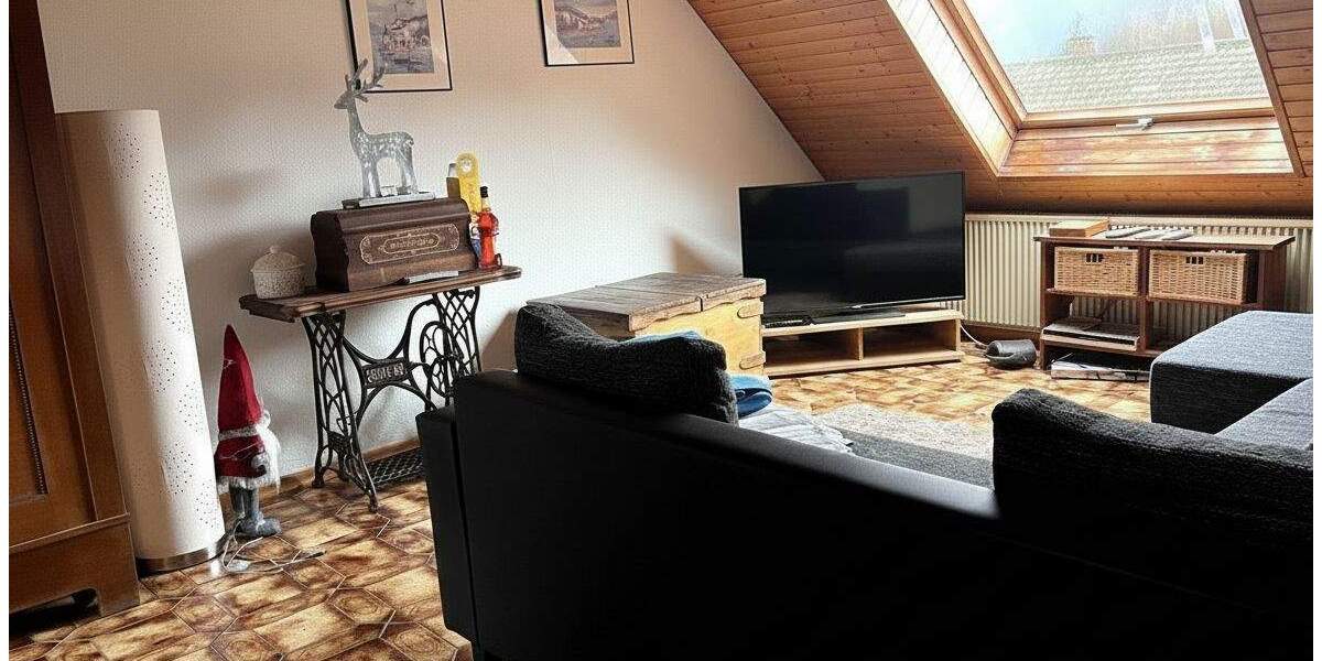 Einfamilienhaus Bühlertal - 8 Zimmer, 175 m&sup2;, 250.000&euro; | Angebot:25798407