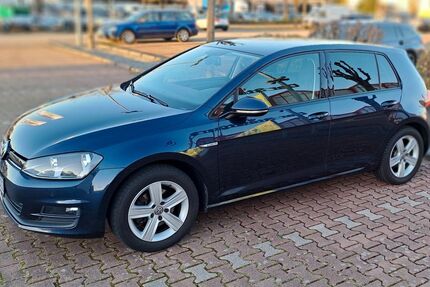 VW Golf 193.000 km 8.899 &euro; Offenburg 77652
