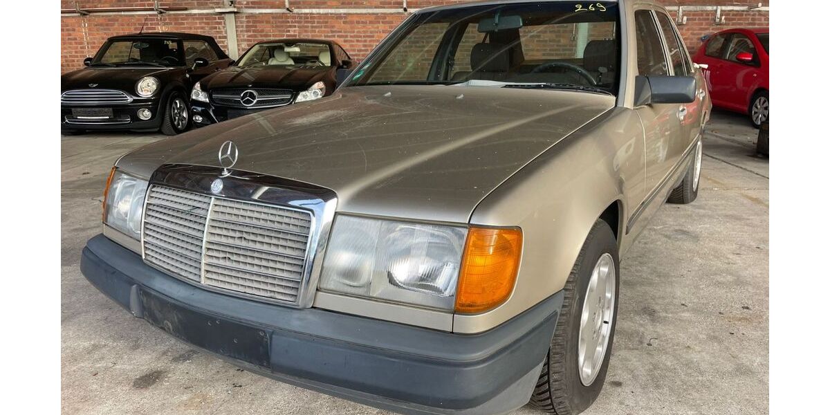 Mercedes-Benz 200 254.600 km 1.999 &euro; Herbolzheim 79336