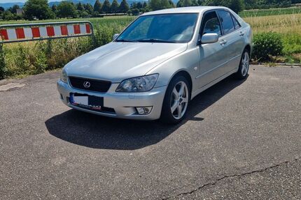 Lexus IS 200 178.500 km 9.800 &euro; Offenburg 77656
