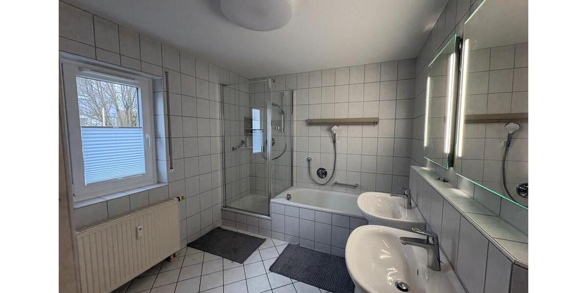 Etagenwohnung Ettenheim - 3 Zimmer, 92 m&sup2;, 1.500&euro; | Angebot:25292941