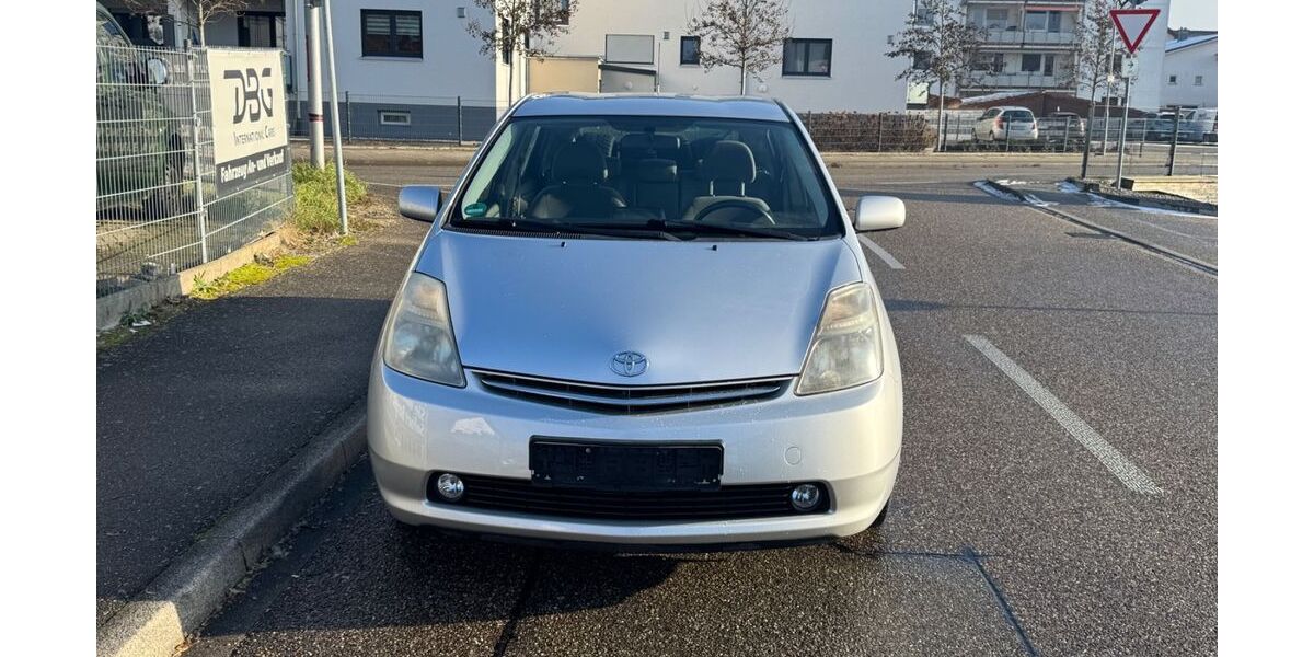 Toyota Prius 111.000 km 4.990 &euro; Appenweier 77767