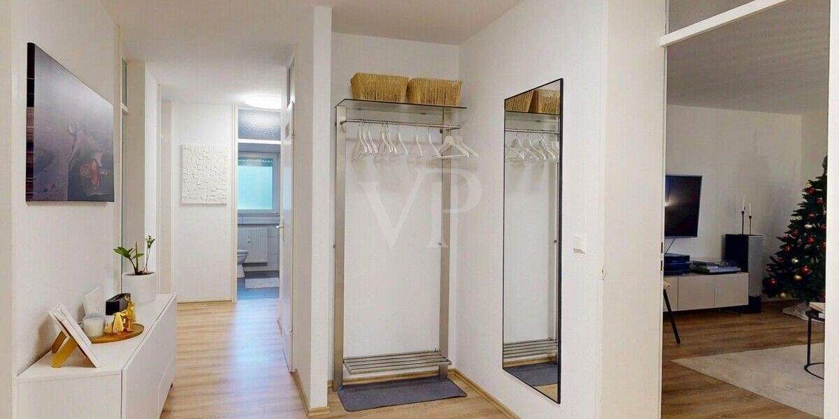 Etagenwohnung Offenburg Stadtmitte - 4 Zimmer, 105 m&sup2;, 325.000&euro; | Angebot:25660480