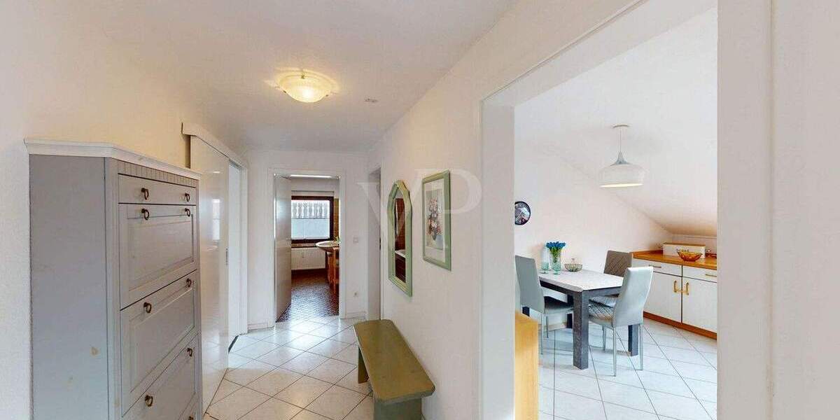 Etagenwohnung Seebach - 2 Zimmer, 69 m&sup2;, 139.000&euro; | Angebot:25660479