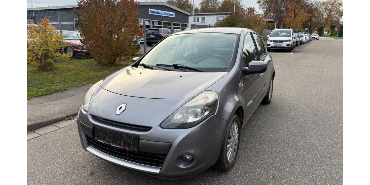 Renault Clio 118.000 km 2.699 &euro; lahr 77933