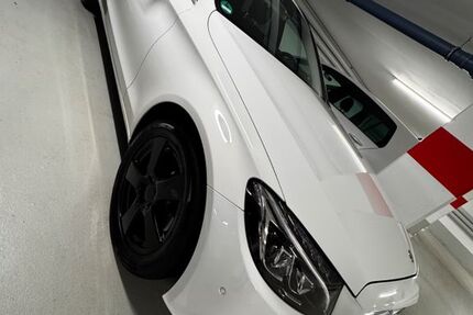 Mercedes-Benz 220 193.500 km 14.900 &euro; Kehl 77694