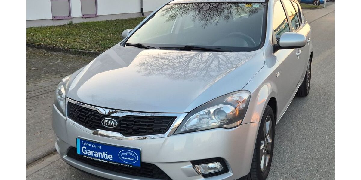 Kia ceed / Ceed 133.000 km 3.999 &euro; Kippenheim 77971