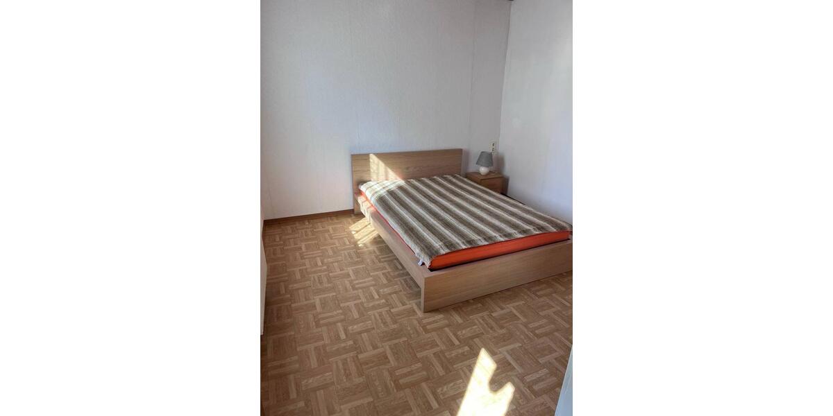 Etagenwohnung Lahr (Schwarzwald) - 2.5 Zimmer, 76 m&sup2;, 750&euro; | Angebot:26687973