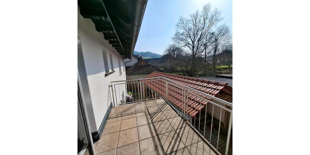 Etagenwohnung Schuttertal - 4 Zimmer, 115 m&sup2;, 1.450&euro; | Angebot:25418105