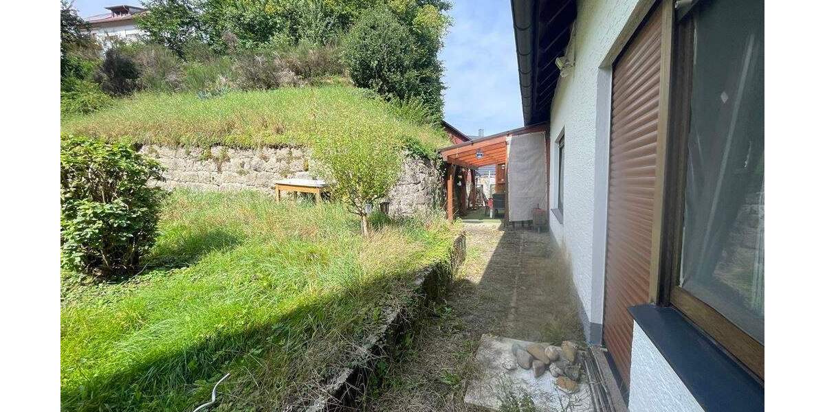 Einfamilienhaus Bühlertal - 8 Zimmer, 122 m&sup2;, 199.000&euro; | Angebot:25662439