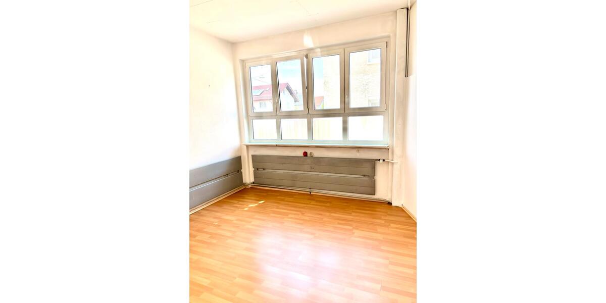 Erdgeschoßwohnung Lahr (Schwarzwald) - 2 Zimmer, 40 m&sup2;, 735&euro; | Angebot:26699919