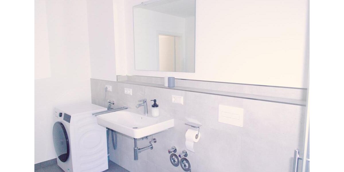 Etagenwohnung Bühl - 2 Zimmer, 66 m&sup2;, 900&euro; | Angebot:25649589