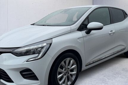 Renault Clio 108.386 km 10.980 &euro; Offenburg- Industriegebiet Elgersweier-Nord 77656