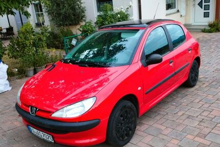 Peugeot 206 115.000 km 900 &euro; Bühlertal 77830