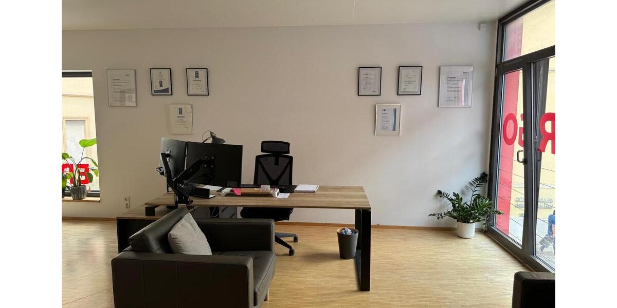 Gewerbeobjekt Offenburg - 1.200&euro; | Angebot:25523295