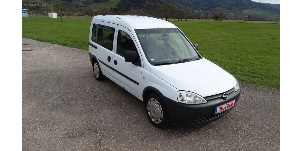 Opel Combo 219.027 km 1.999 &euro; Gengenbach 77723