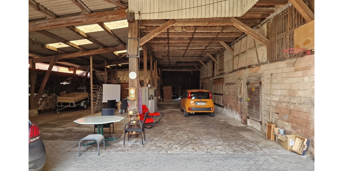 Ländliches Wohnen mit einem Hauch von Geschichte wird möglich - Zweifamilienhaus Neuried Dundenheim | Angebot:22030040